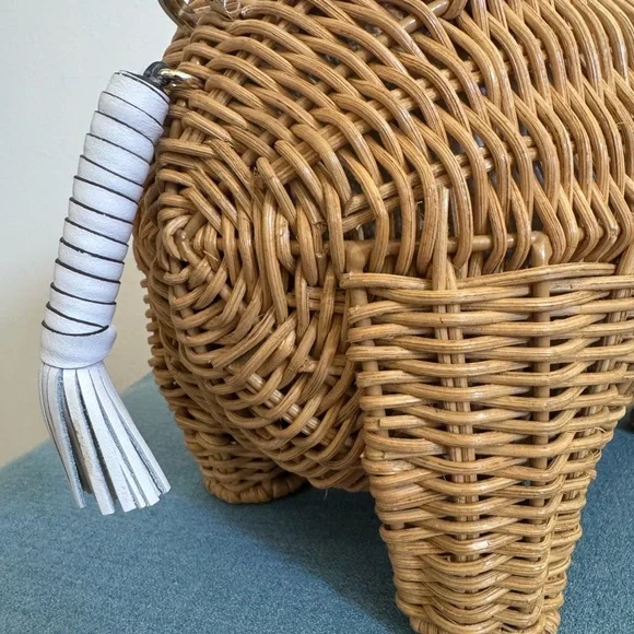 Kate Spade Wicker Tiny Elephant Crossbody Novelty Bag Collectible Preppy - Picture 8 of 16